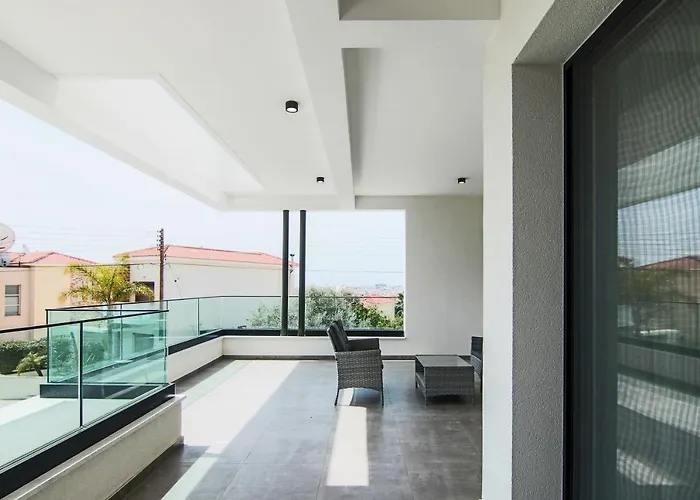 Phaedrus Living: View Anna 101