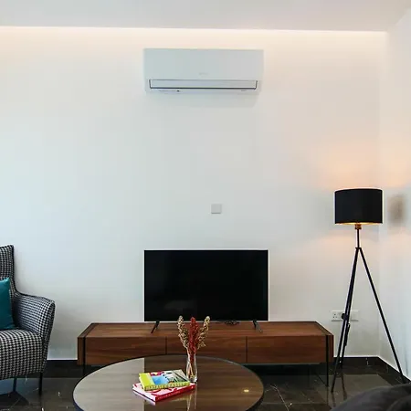 Apartment Phaedrus Living: View Anna 101 *